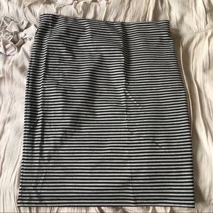 Black & gray striped skirt